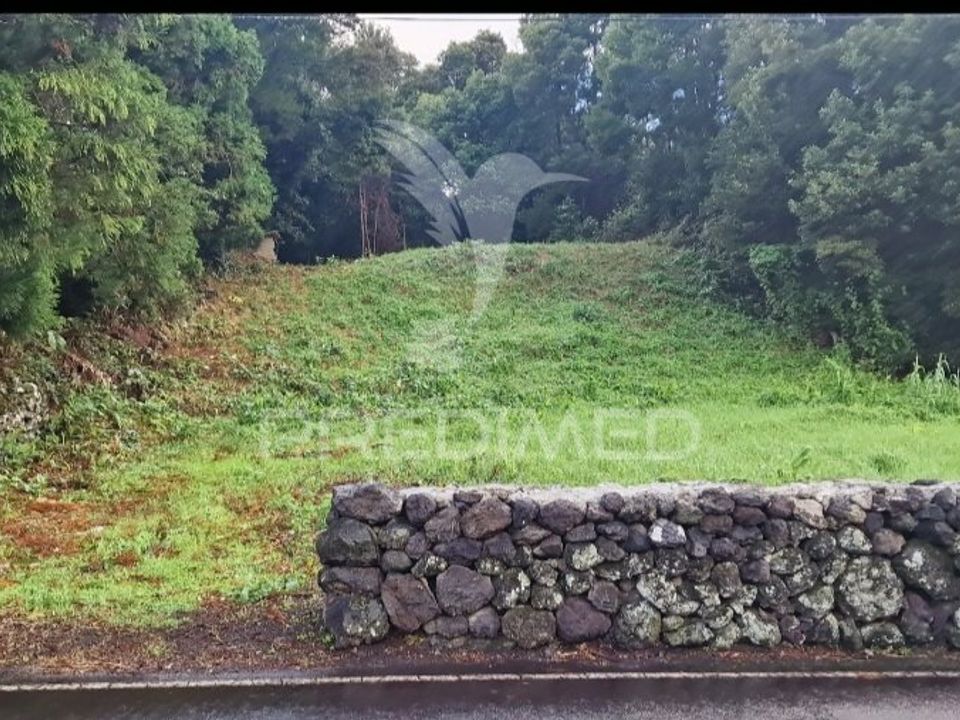 Helårsgrund i Vila da Praia da Vitoria, Terceira - foto 1