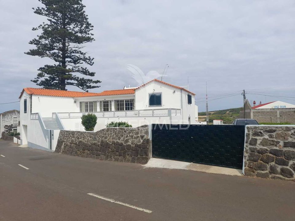 Casa de pueblo en Santa Cruz da Graciosa, Graciosa - foto 1