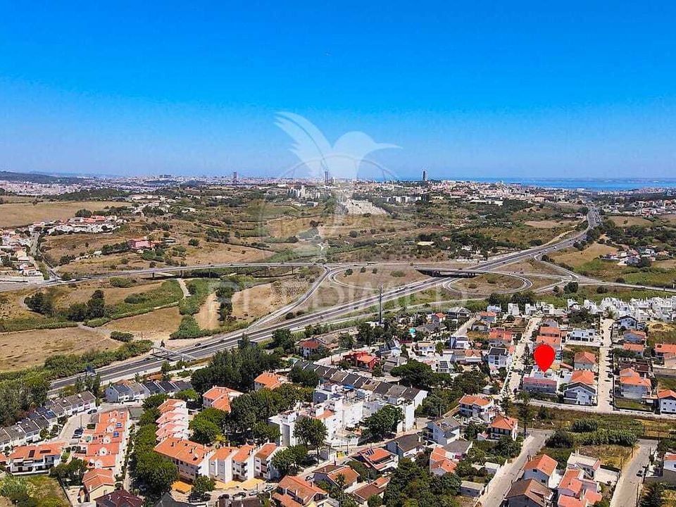 Byhus i Almada, Setubal - foto 1