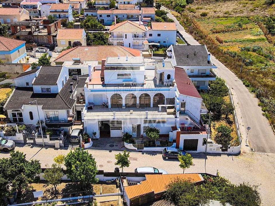 Byhus i Almada, Setubal - foto 2