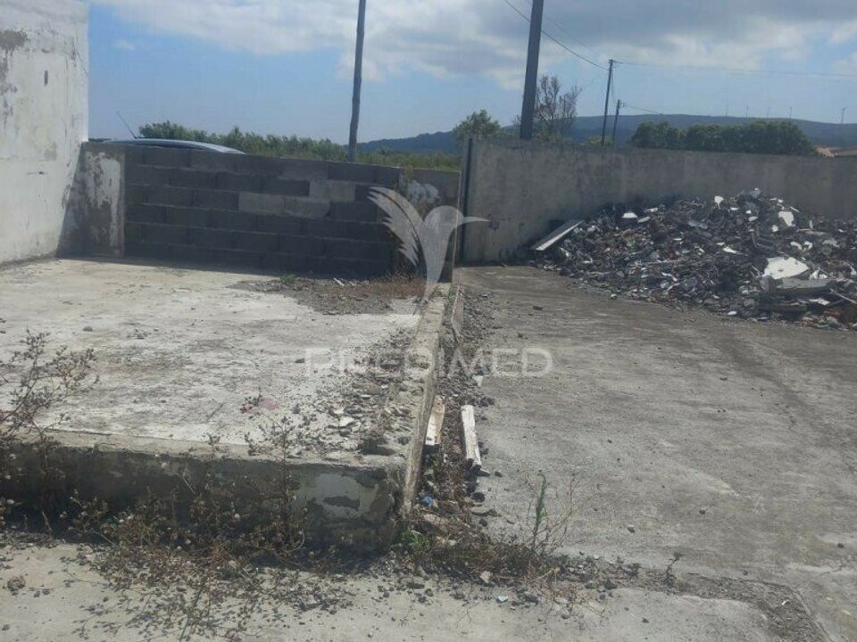 Helårsgrund i Vila da Praia da Vitoria, Terceira - foto 1