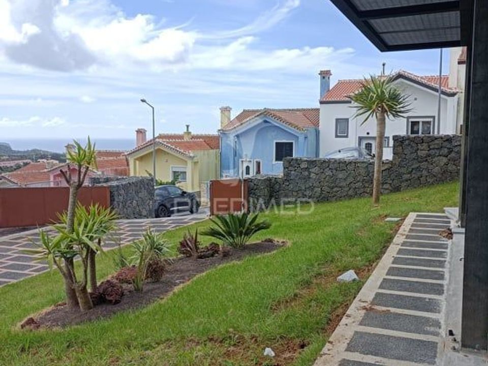 Byhus i Angra do Heroismo, Terceira - foto 3