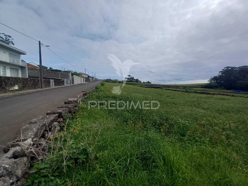 Helårsgrund i Vila da Praia da Vitoria, Terceira - foto 1
