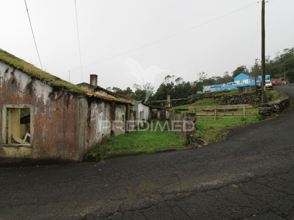 Byhus i Angra do Heroismo, Terceira - foto 4
