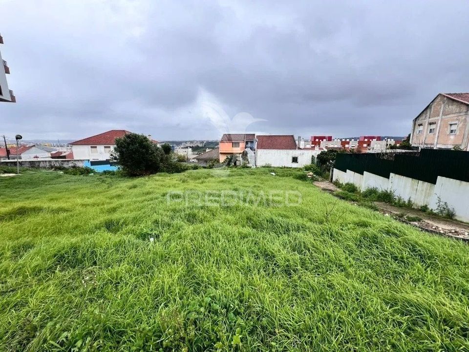 Helårsgrund i Amadora, Lisbon - foto 1