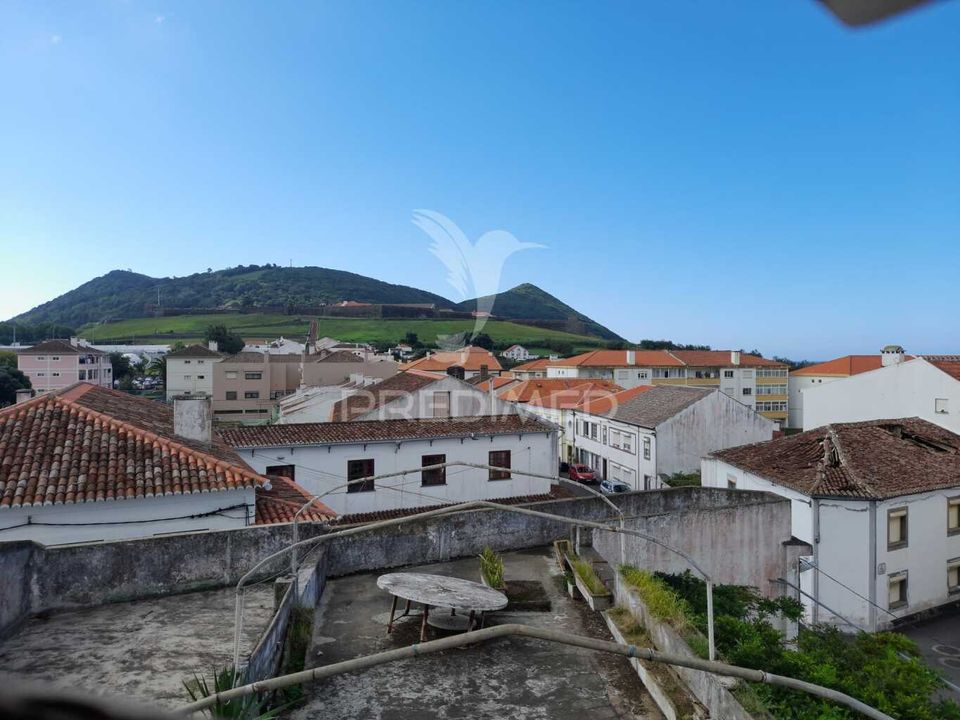 Byhus i Angra do Heroismo, Terceira - foto 3