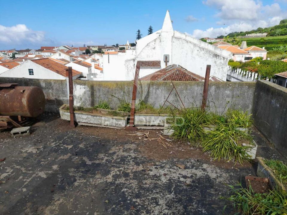 Byhus i Angra do Heroismo, Terceira - foto 5