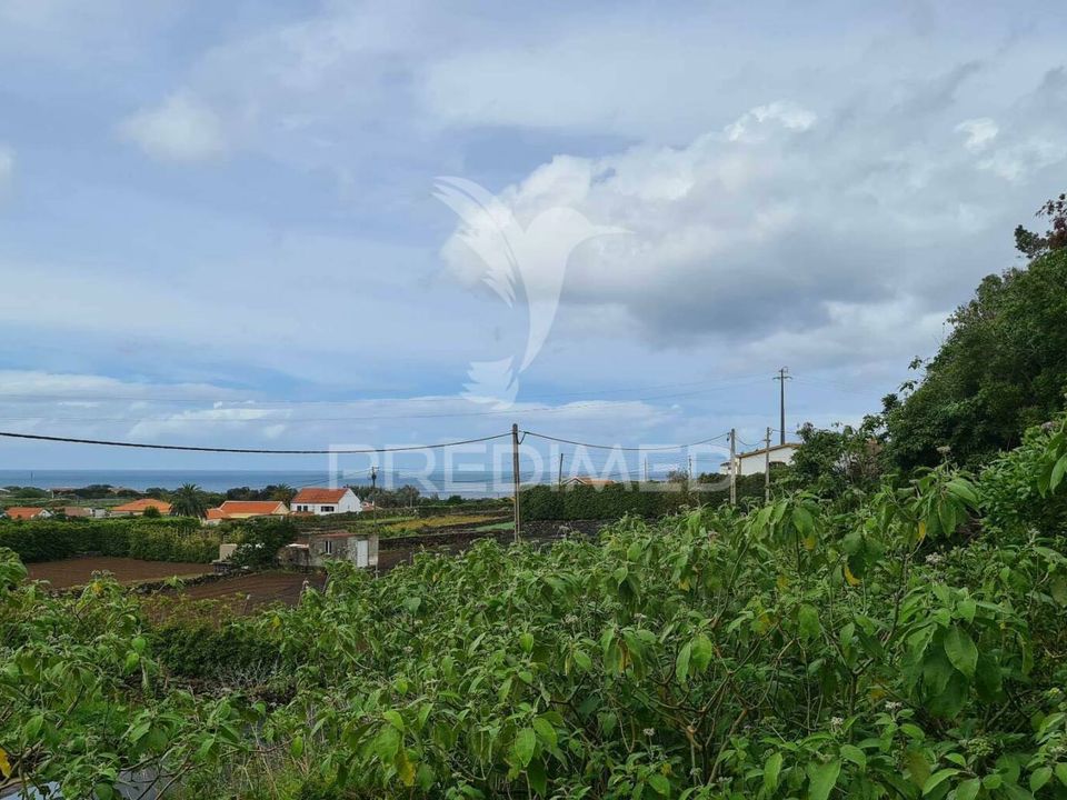 Helårsgrund i Vila da Praia da Vitoria, Terceira - foto 1