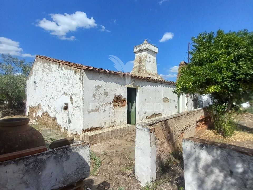 Ruinere i Redondo, Evora - foto 2