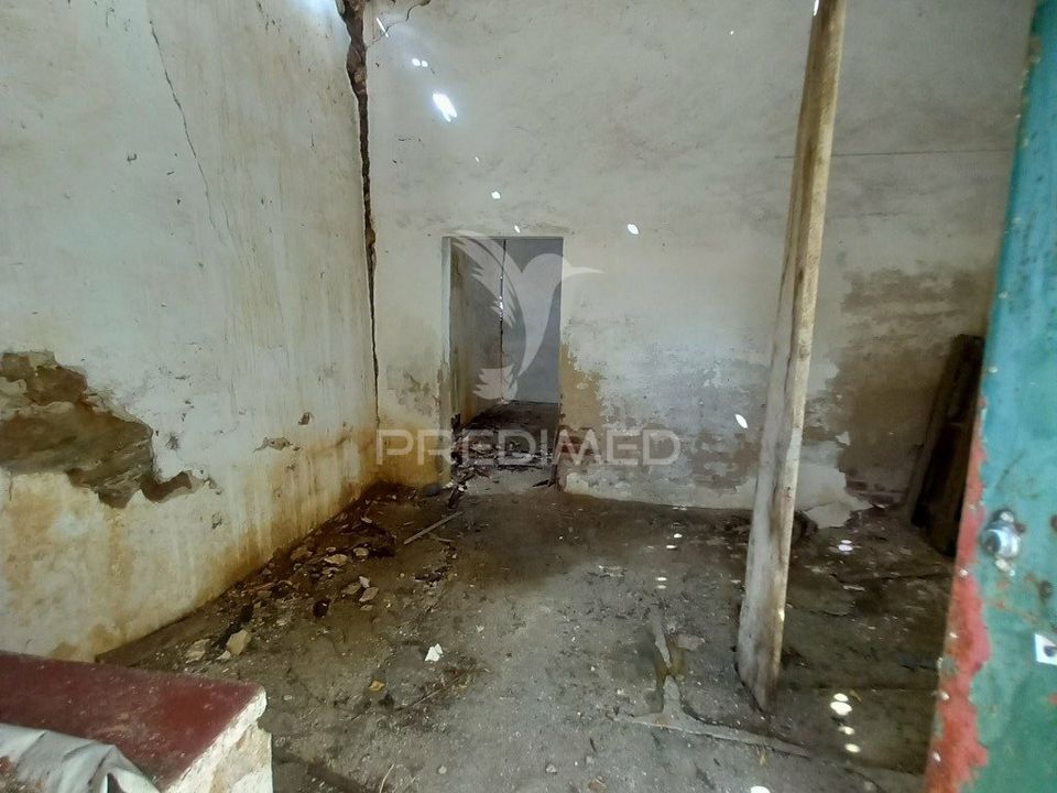 Ruinere i Redondo, Evora - foto 5