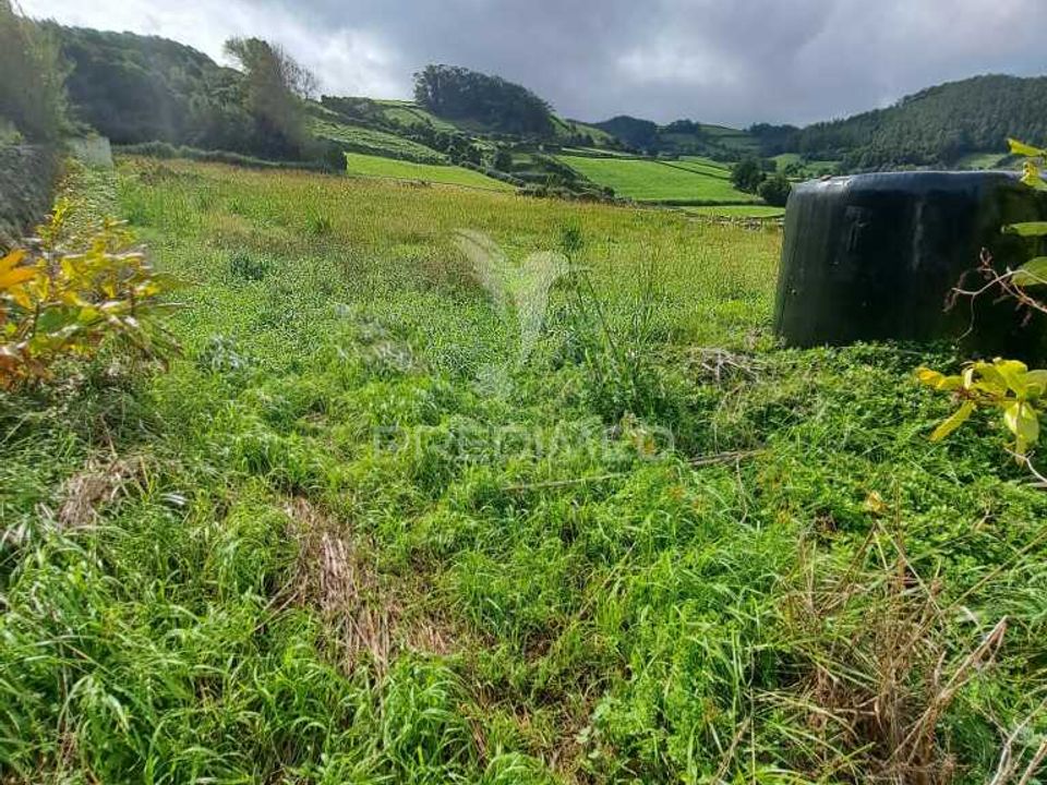 Helårsgrund i Vila da Praia da Vitoria, Terceira - foto 1