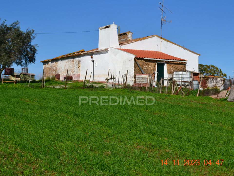 Farm hus i Vila Vicosa, Evora - foto 1