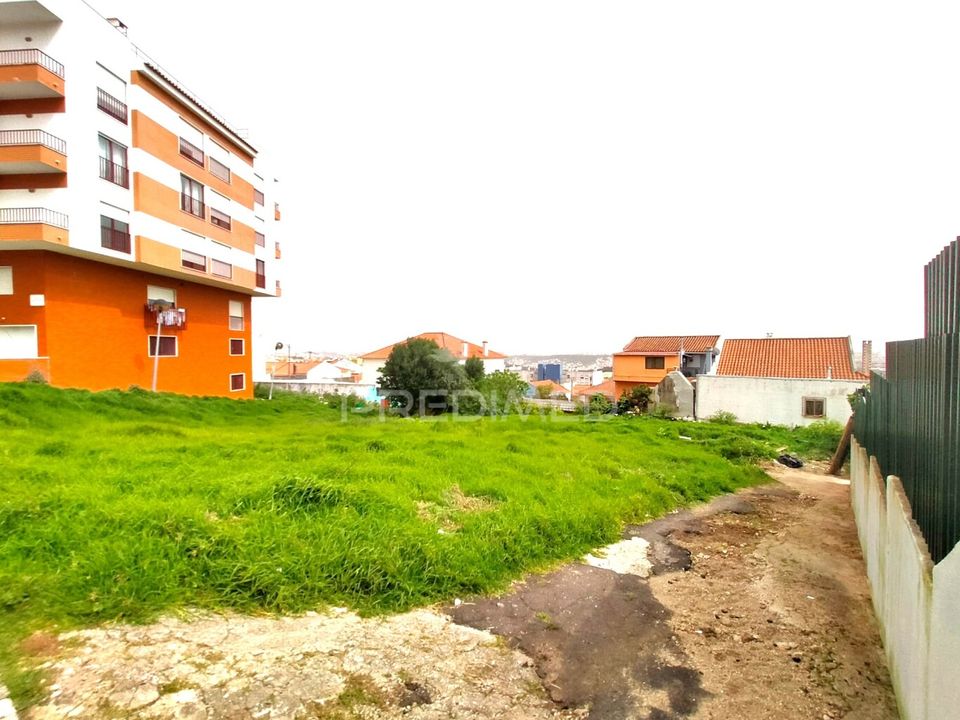Helårsgrund i Amadora, Lisbon - foto 1
