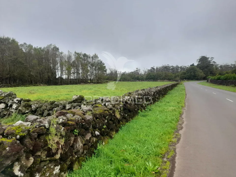 Helårsgrund i Angra do Heroismo, Terceira - foto 1