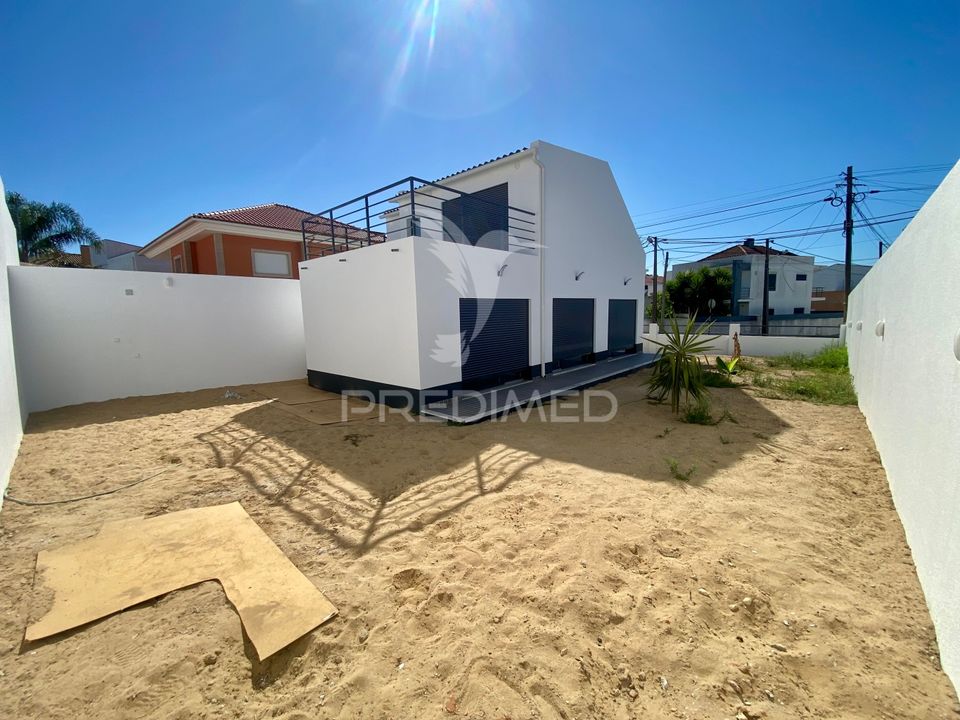 Byhus i Almada, Setubal - foto 5