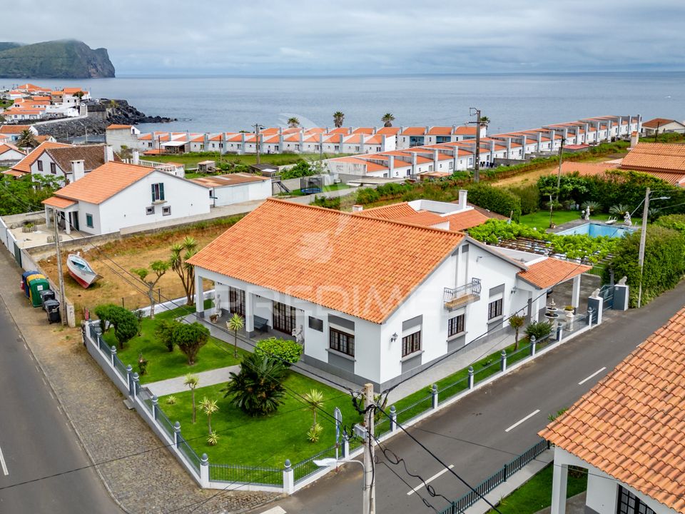 Byhus i Angra do Heroismo, Terceira - foto 5