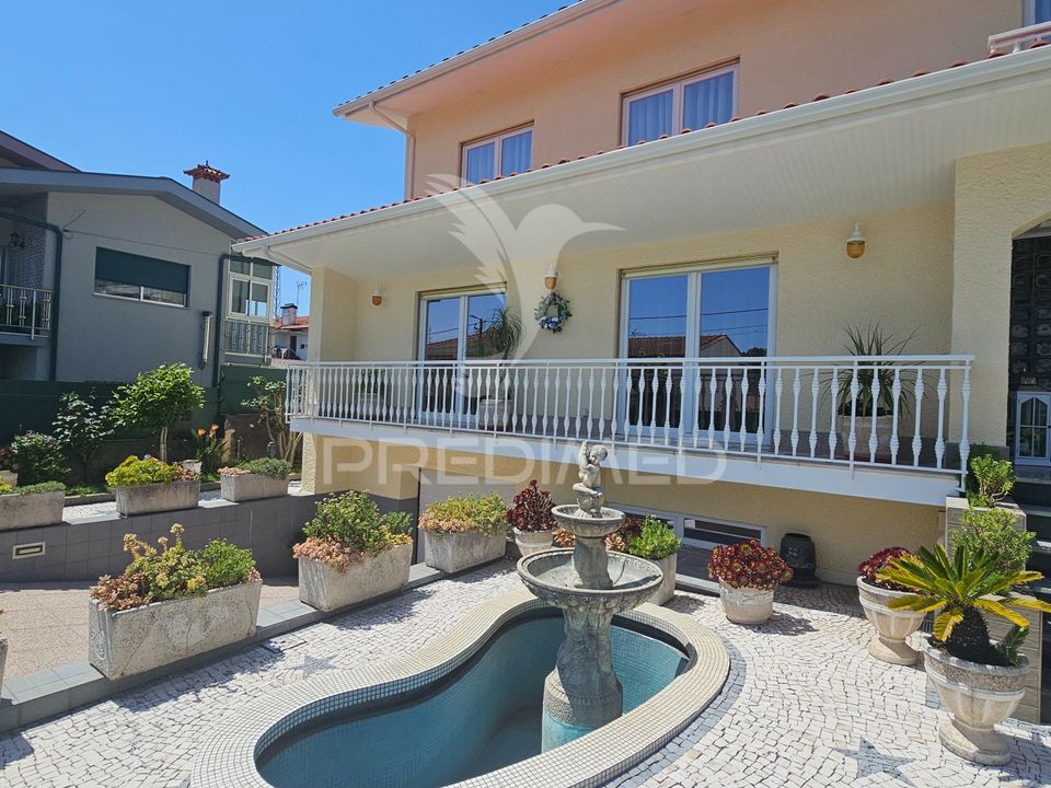 Byhus i Santo Tirso, Porto - foto 1