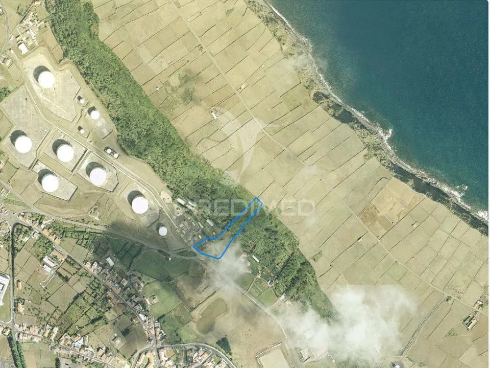 Helårsgrund i Vila da Praia da Vitoria, Terceira - foto 1