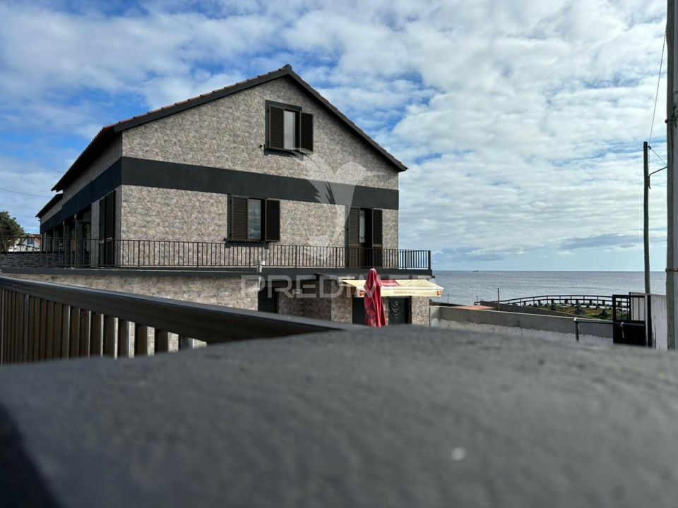 Byhus i Angra do Heroismo, Terceira - foto 1