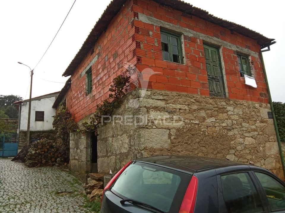 Byhus i Macedo de Cavaleiros, Braganca - foto 2