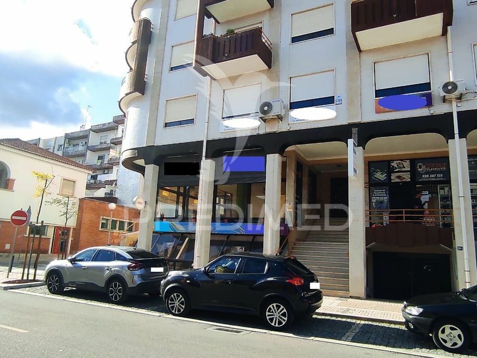 Erhvervsejendom i Ourem, Santarem - foto 1