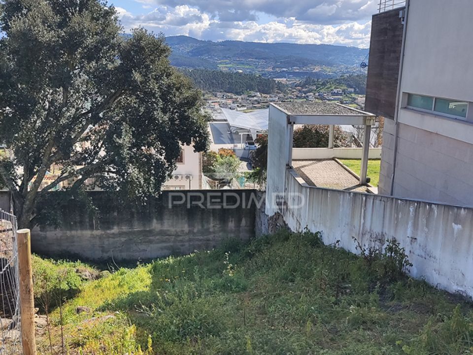 Helårsgrund i Guimaraes, Braga - foto 2