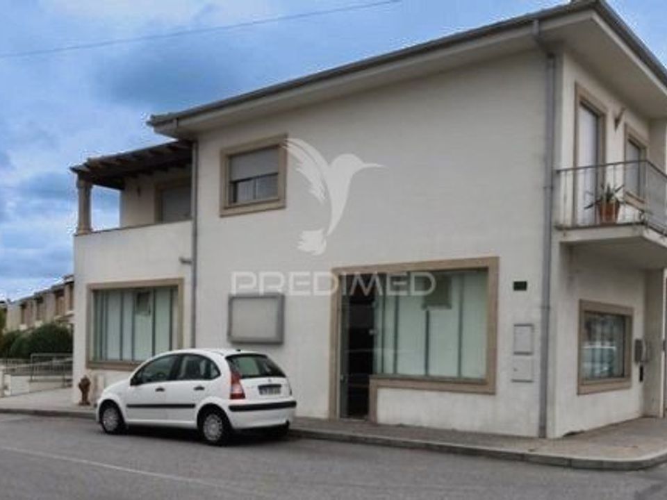 Erhvervsejendom i Pacos de Ferreira, Porto - foto 2
