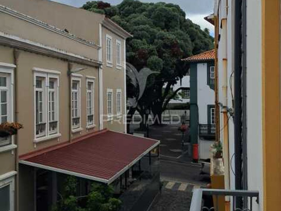 Byhus i Angra do Heroismo, Terceira - foto 4
