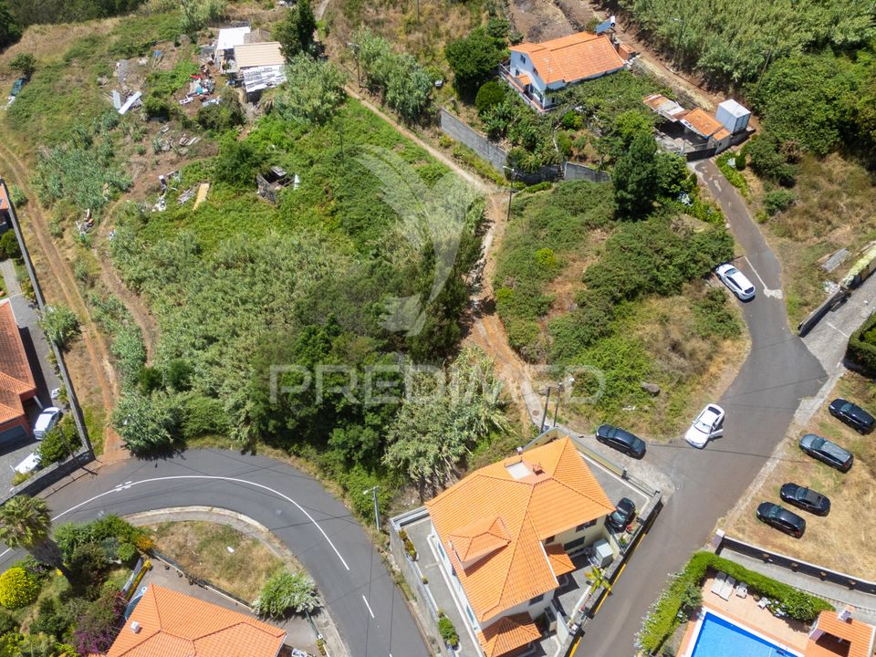 Helårsgrund i Santa Cruz, Madeira - foto 1