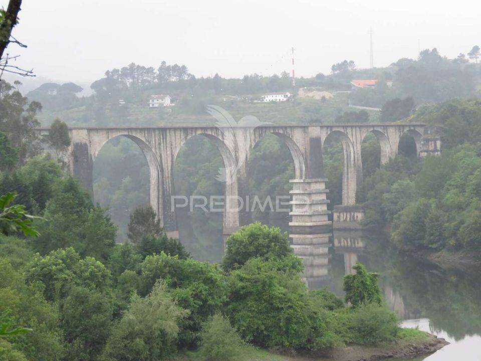 Helårsgrund i Penafiel, Porto - foto 1