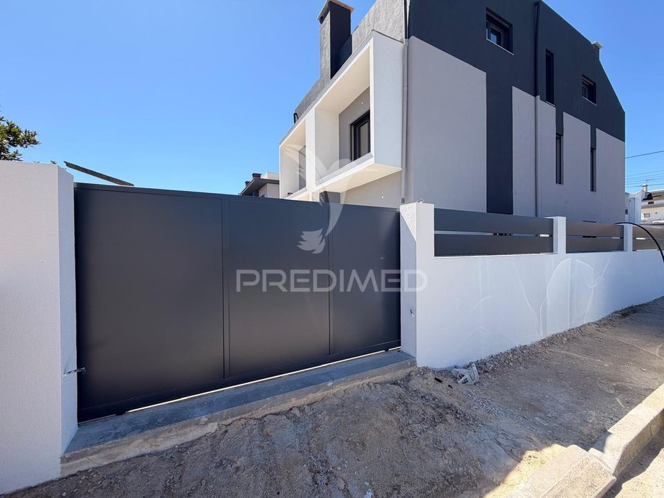 Byhus i Seixal, Setubal - foto 1