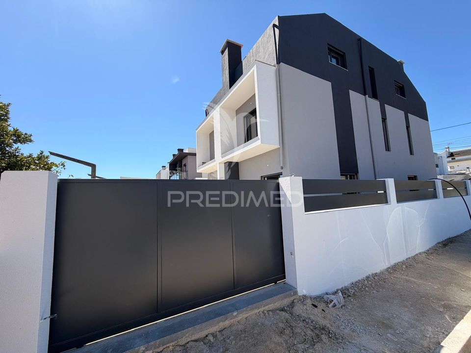Byhus i Seixal, Setubal - foto 3
