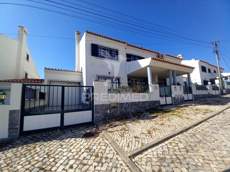 Byhus i Mafra, Lisbon - foto 1