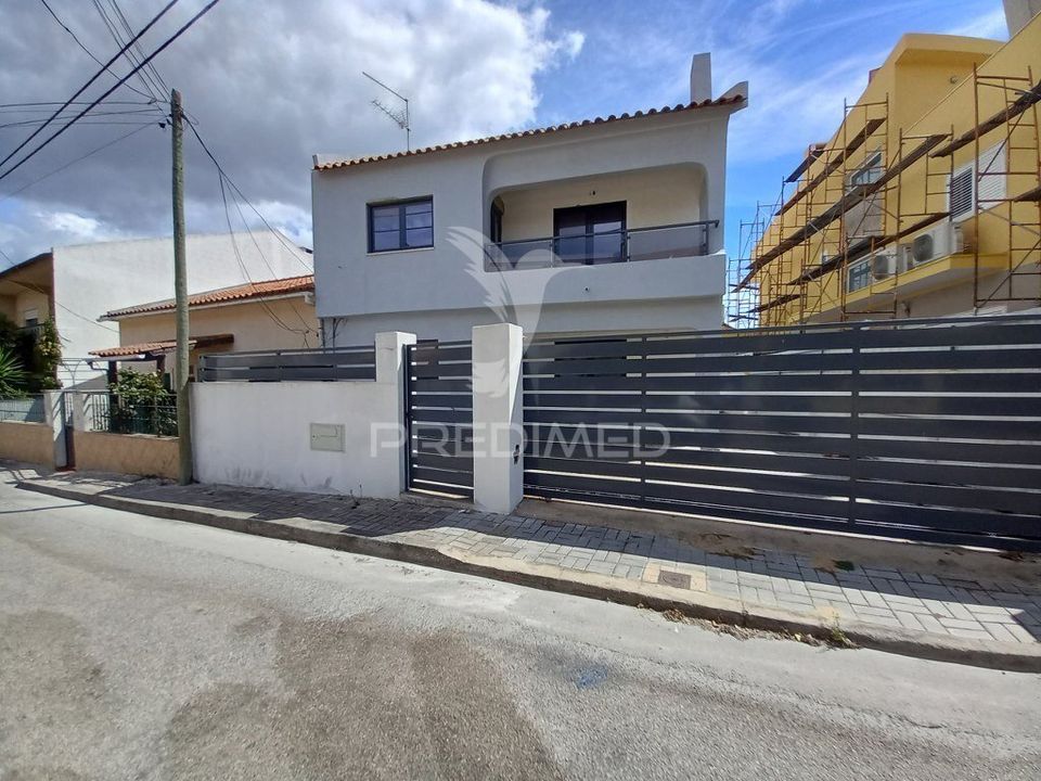 Byhus i Seixal, Setubal - foto 1