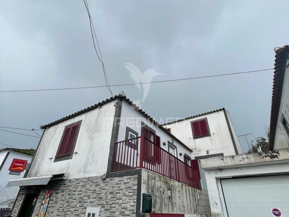 Byhus i Angra do Heroismo, Terceira - foto 2