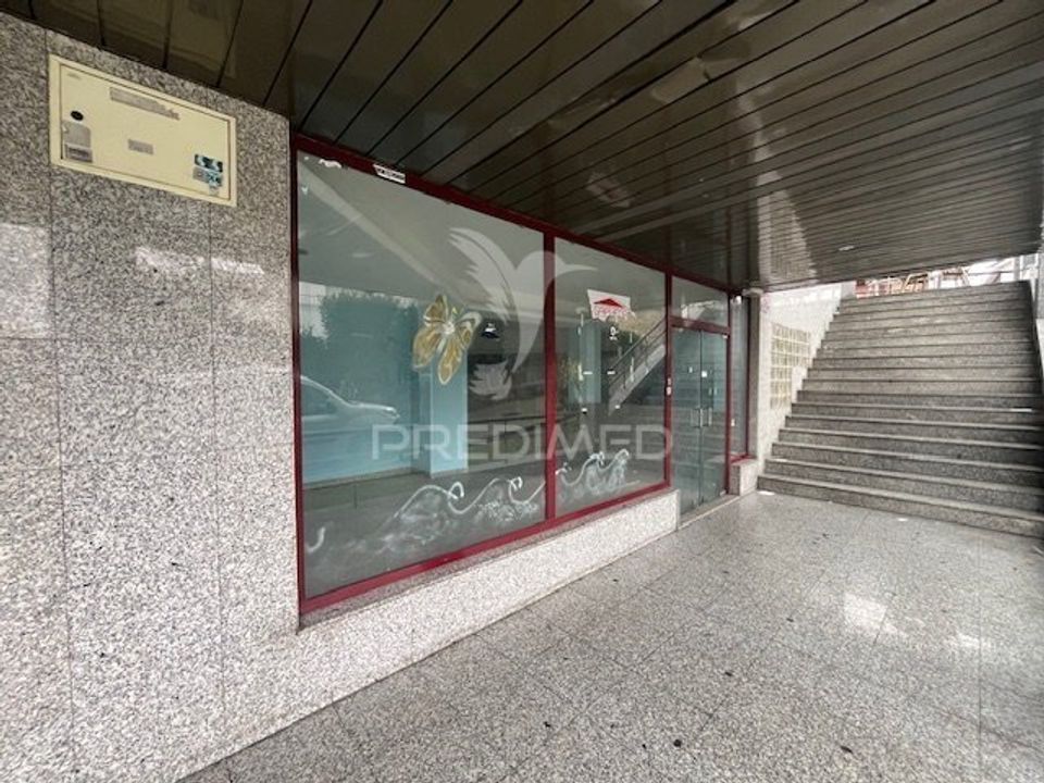 Erhvervsejendom i Guimaraes, Braga - foto 1