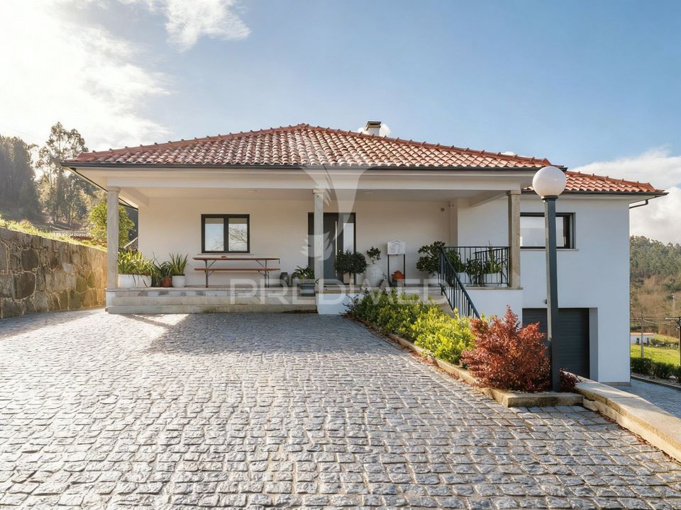 Byhus i Paredes de Coura, Viana do Castelo - foto 1