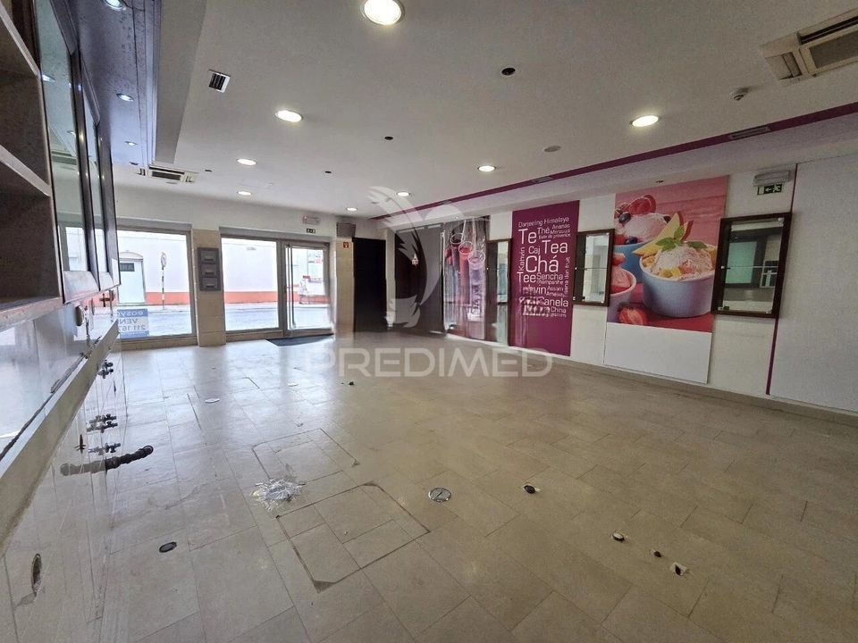 L'establiment comercial a Barreiro, Setubal - foto 1