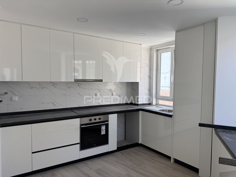 Apartment in Alcanena, Santarem - photo 1