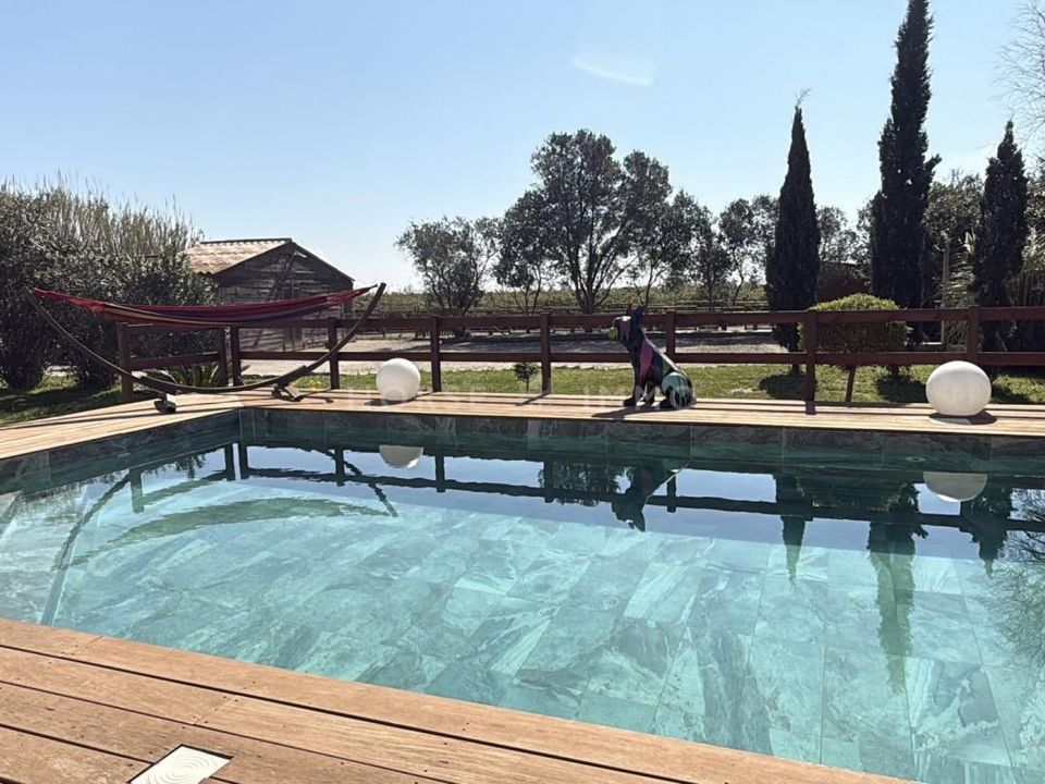 Villa en Arles, Bouches-du-Rhone - foto 3