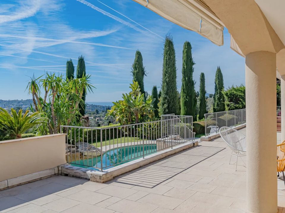 Villa i Mougins, Alpes-Maritimes - foto 1