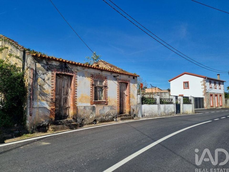 Byhus i Vila Nova de Poiares, Coimbra - foto 1