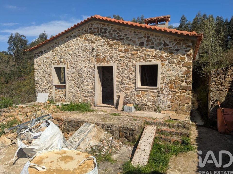 Rekkehus i Figueiro dos Vinhos, Leiria - bilde 2