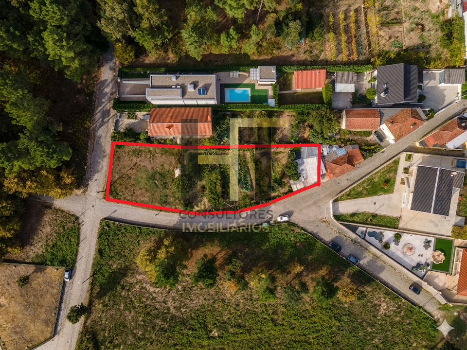 Helårsgrund i Penafiel, Porto - foto 1