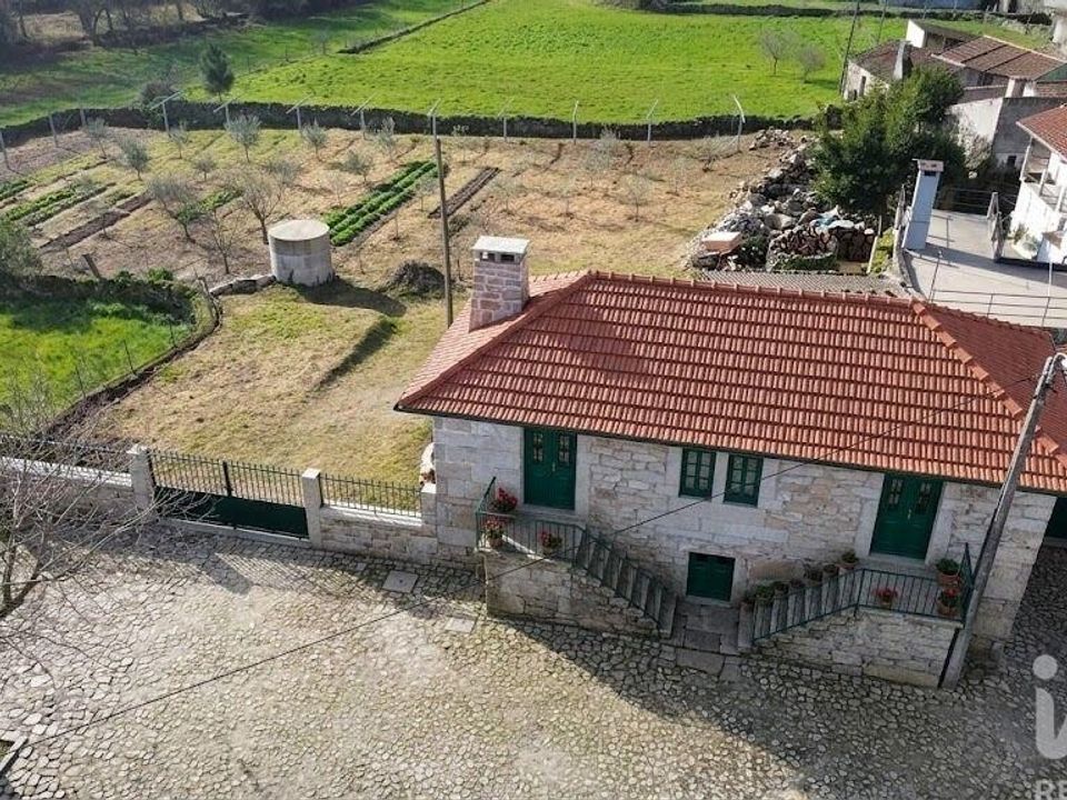 Byhus i Alijo, Vila Real - foto 1