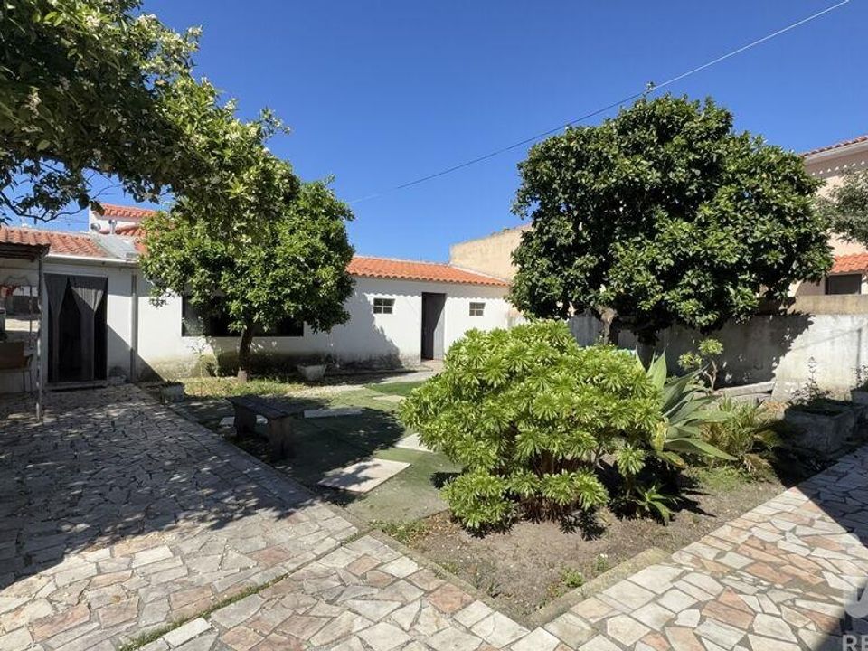 Byhus i Moita, Setubal - foto 1
