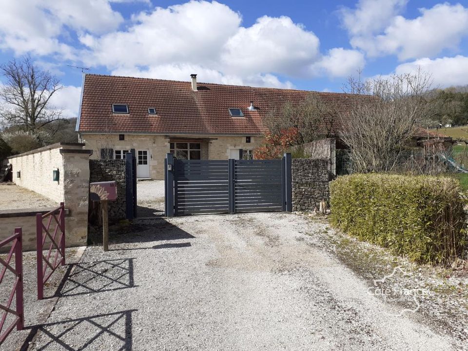 Gård i Buxières-lès-Villiers, Haute-Marne - bilde 1