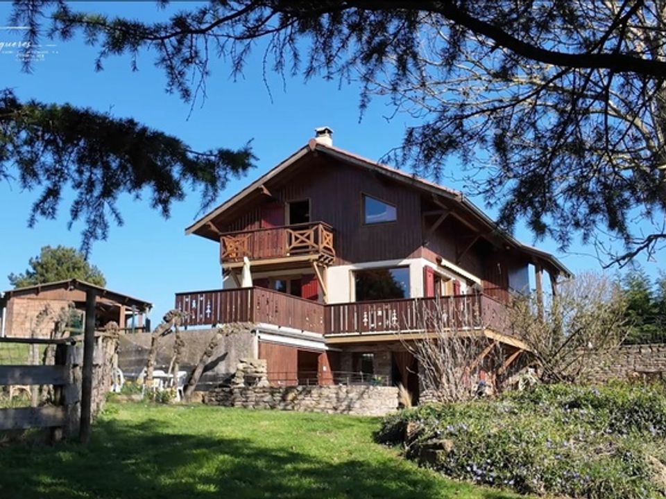 Villa i Saint-Andra-la-Cote, Rhone - foto 1