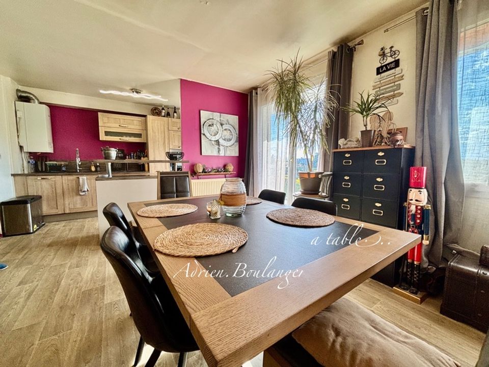 Lejlighed i Moissy-Cramayel, Seine-et-Marne - foto 1