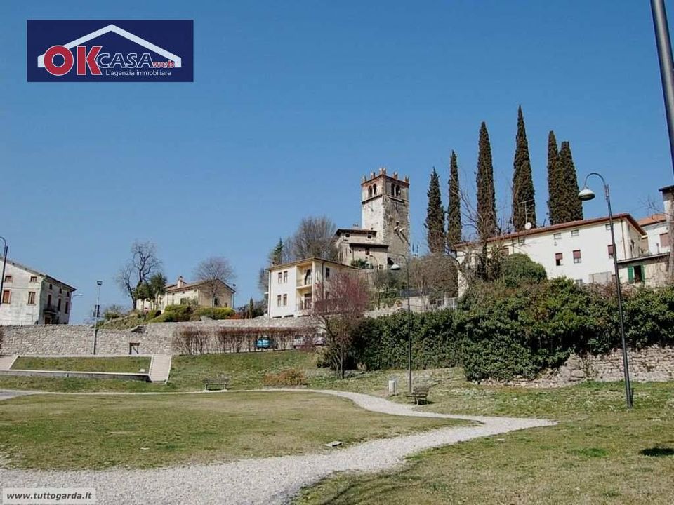 Helårsgrund i Castelnuovo del Garda, Verona - foto 3
